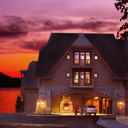 Lodge At Whitefish Lake Logo billede